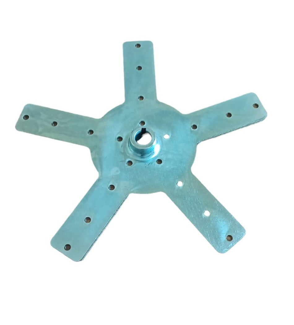 Hub for wind turbine blades, wind generator, wind turbine, Reppeler IstaBreeze®